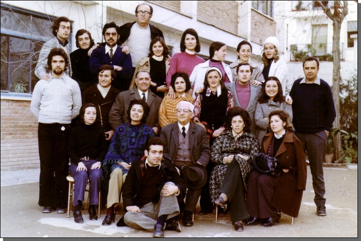 Rafael, profesores y alumnos de prcticas del colegio Virgen de Linares, 1974