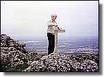 iRafael en el santuario de la Virgen de la Sierra, Cabra, 1989.jpg